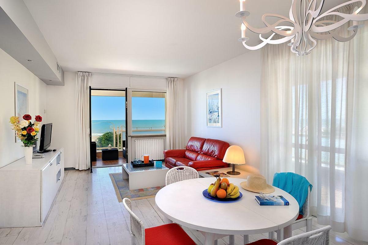 Residence Riccione Beach Apartments Zewnętrze zdjęcie