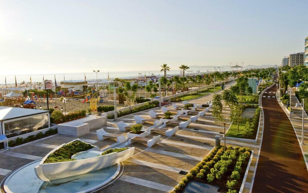 Residence Riccione Beach Apartments Zewnętrze zdjęcie